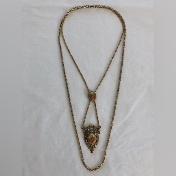 VTG Victorian Revival Courting Couple Porcelain Double Pendant - Picture 2 of 8